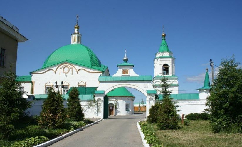 Свято-Троицкий монастырь
