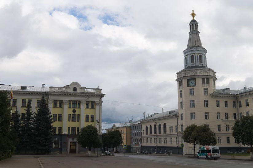 Площадь Республики