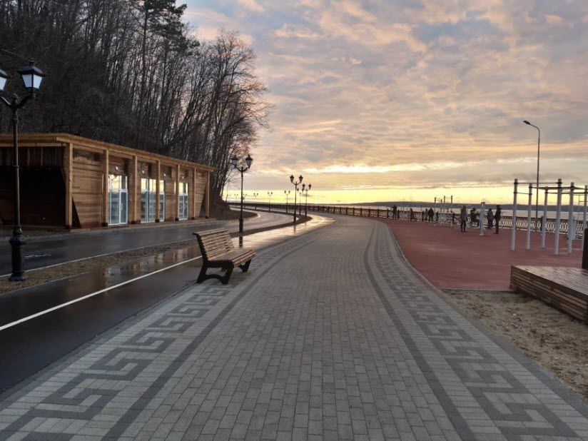 Московская набережная