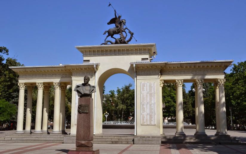 Мемориальная арка «Ими гордится Кубань»