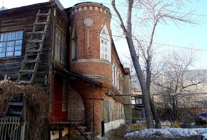 Дом-бутылка