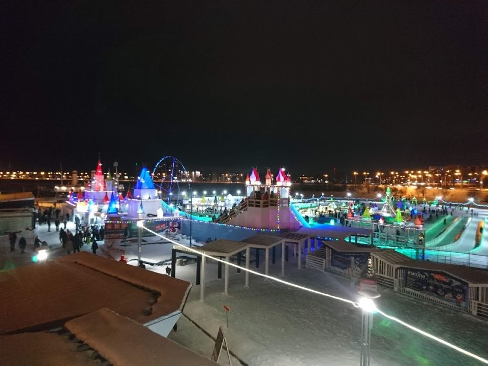 Ледовый каток у Ангары