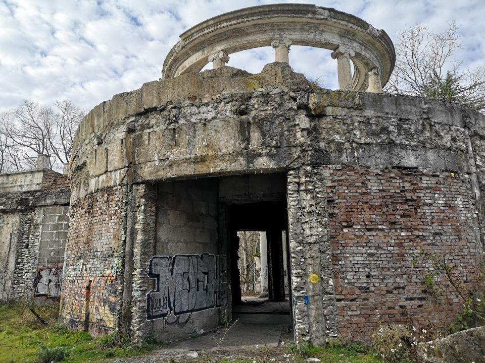 Заброшенный ресторан