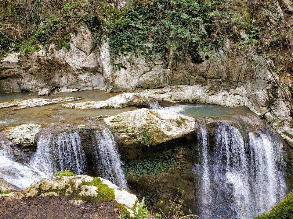 Агурские водопады