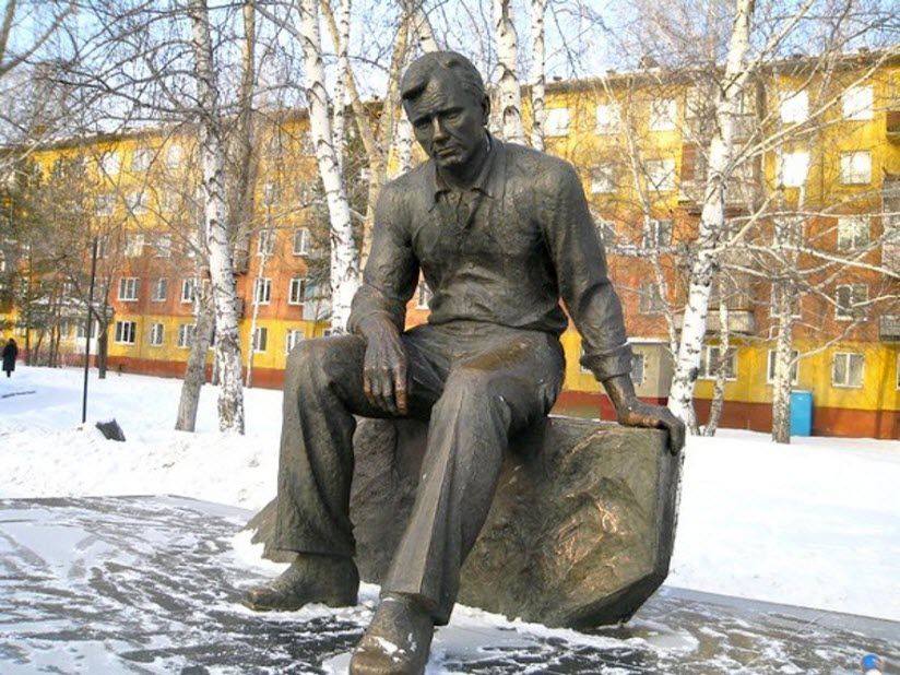Памятник В.М. Шукшину