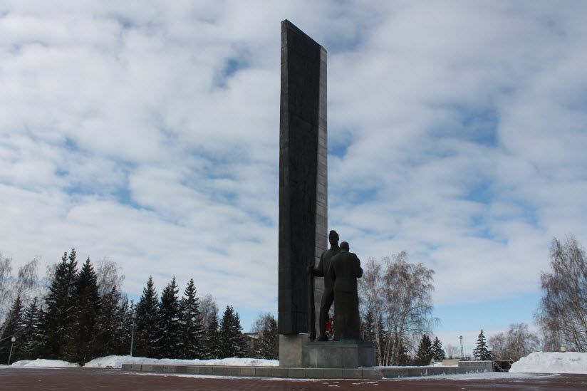 Монумент Победы
