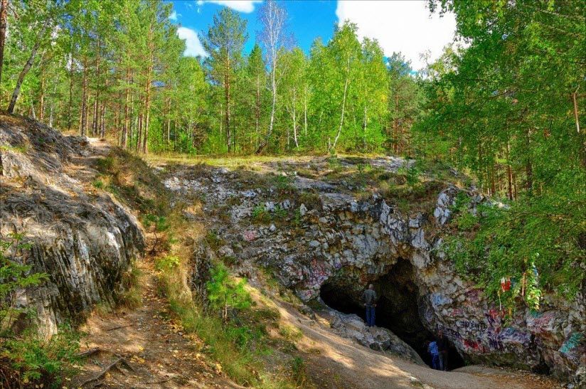 Сугомакская пещера