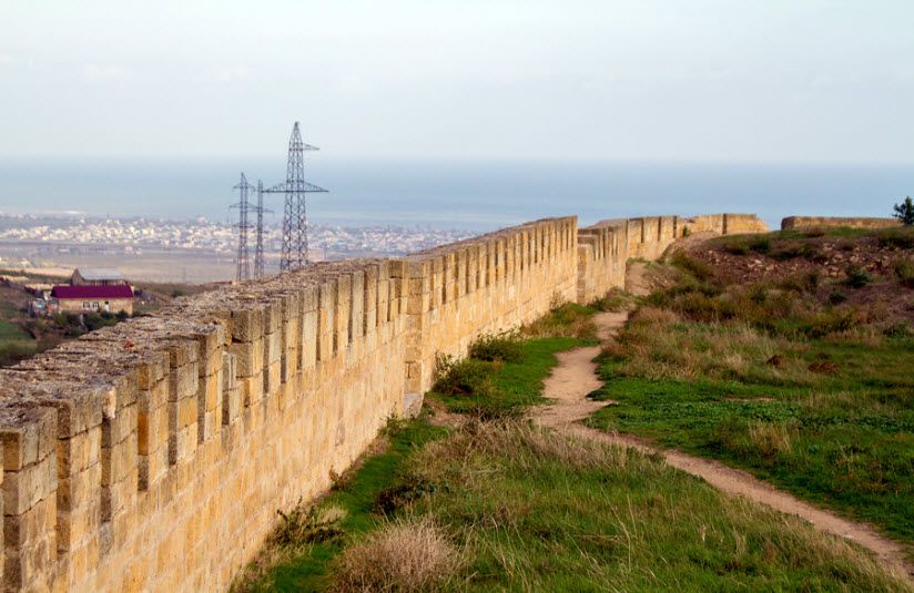 Дербентская стена
