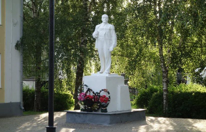 Памятник В.И. Ленину
