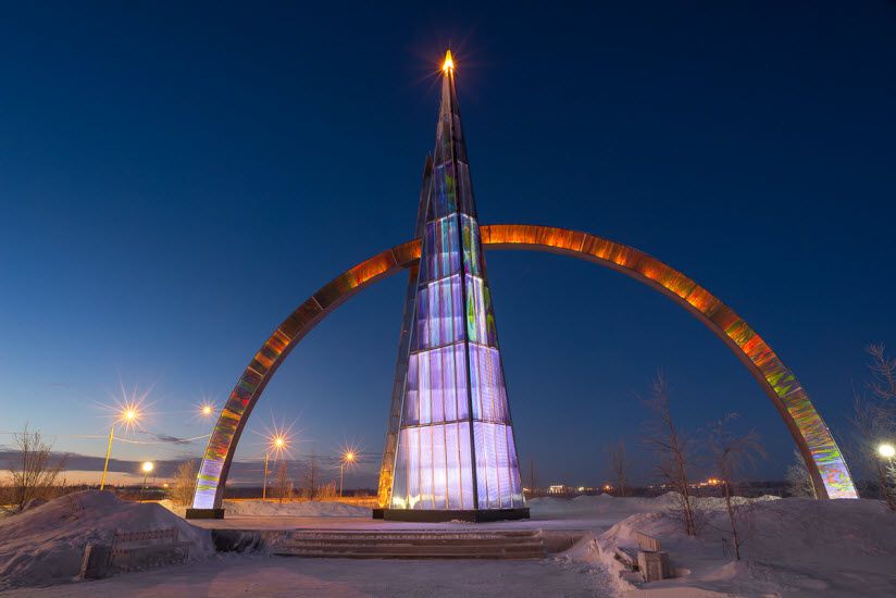 Стела «66 Параллель»