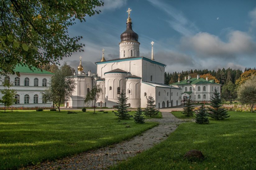 Спасо-Елеазаровский женский монастырь