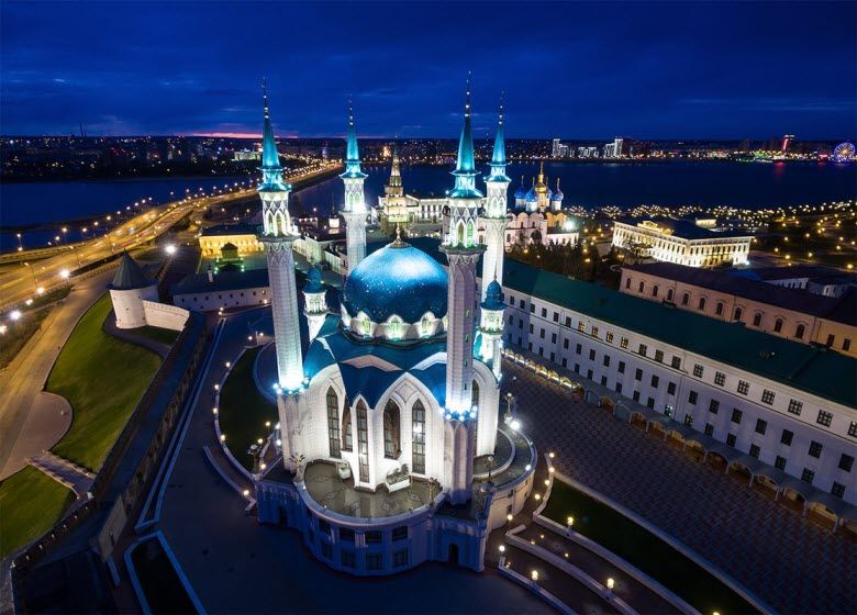 ночная подсветка мечети Кул-Шариф