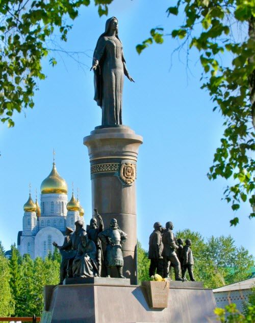 Памятник «Символ Югры»