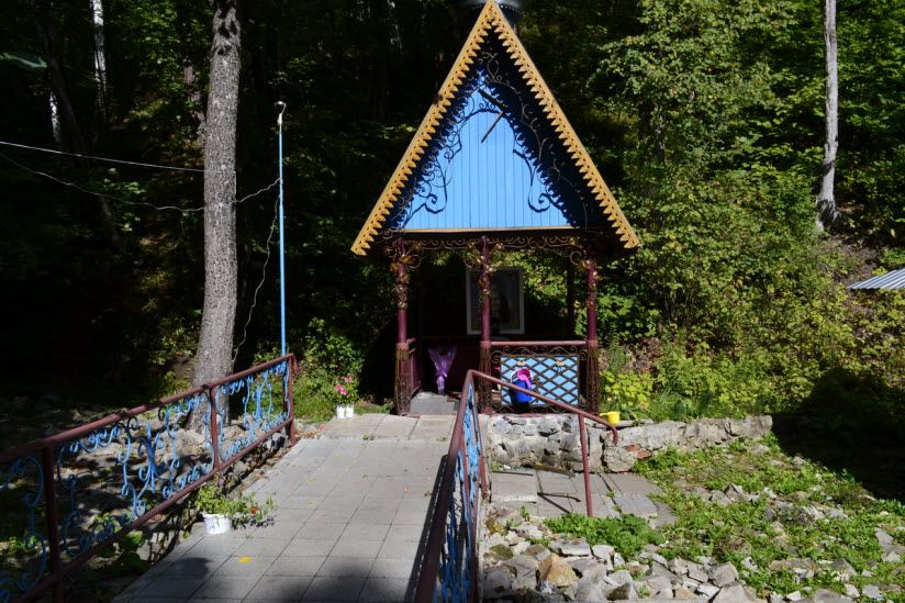 Серафимовский родник
