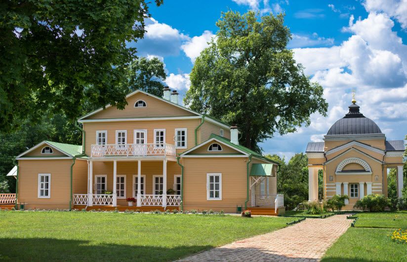 Усадьба «Тарханы»