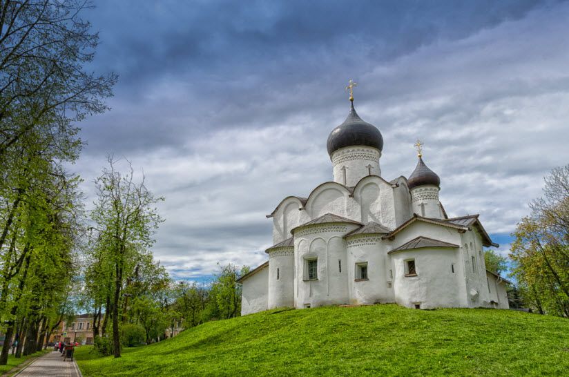 Храм Василия на Горке