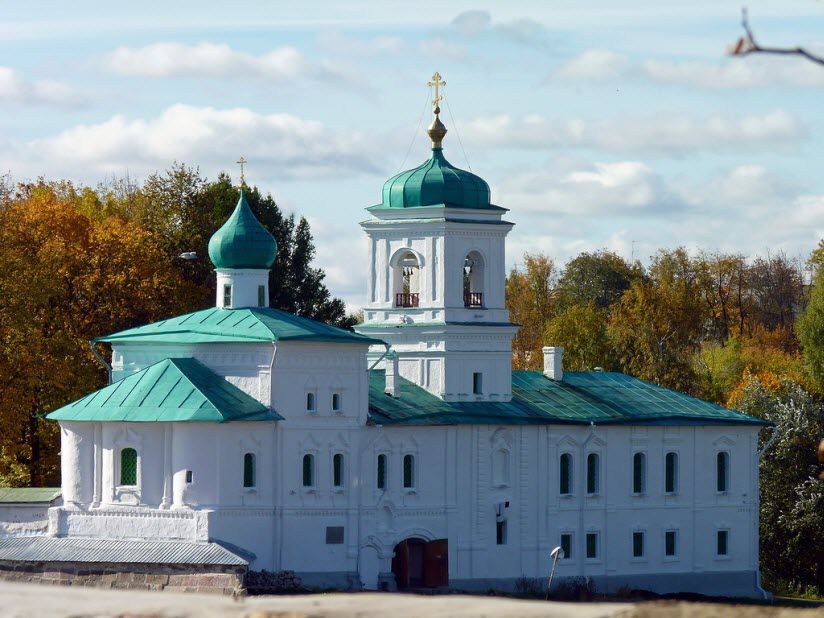 Спасо-Преображенский Мирожский монастырь