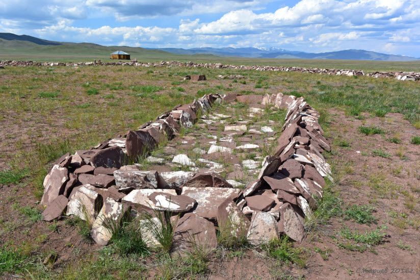 Курганы Аржаан