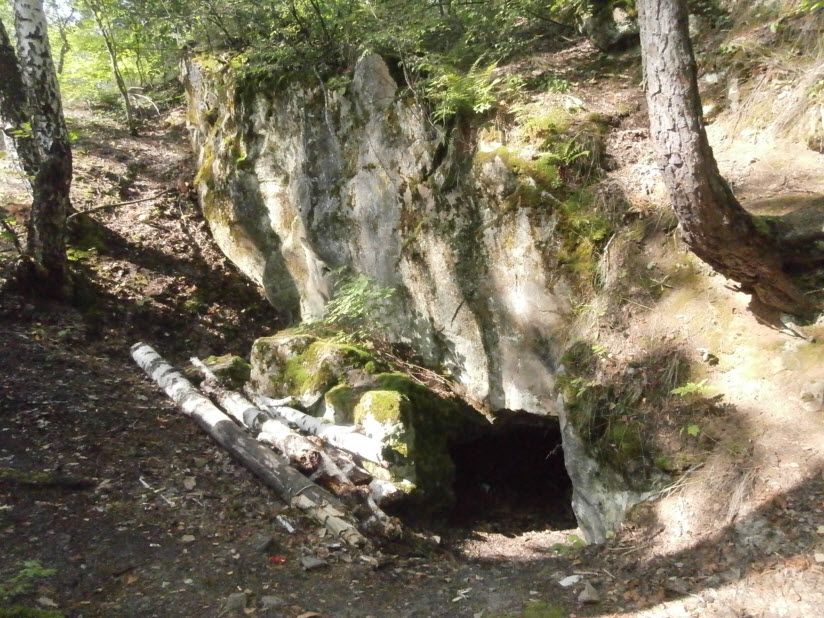 Красногуляевские пещеры