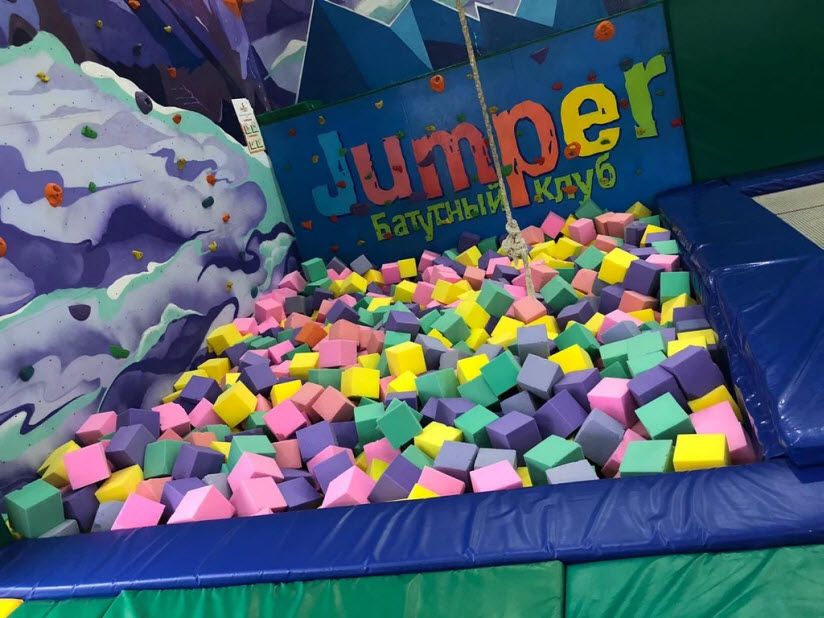 Батутный центр «Jumper»