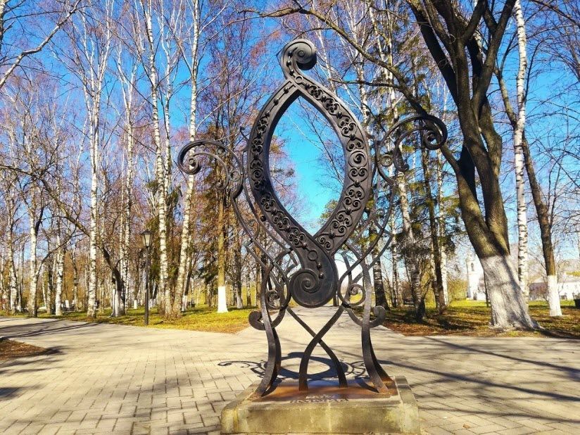 Памятник Букве «О»