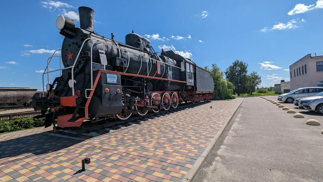Памятник Паровозу Эр-789-22