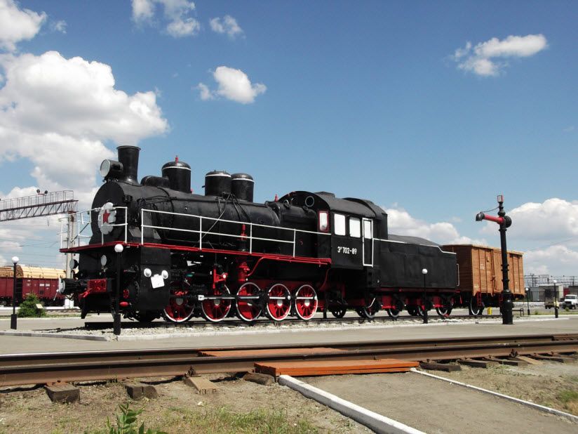 Памятник «Паровоз Эу 702-89»