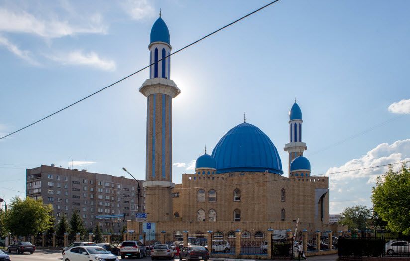 Центральная мечеть Кызыл Жар