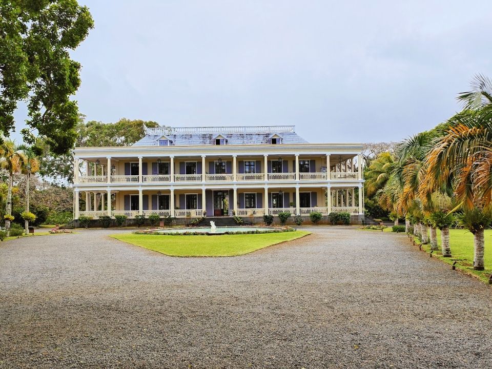 Chateau De Labourdonnais