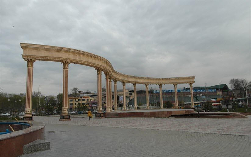Сквер Шамши Калдаякова (Мир Шамши)