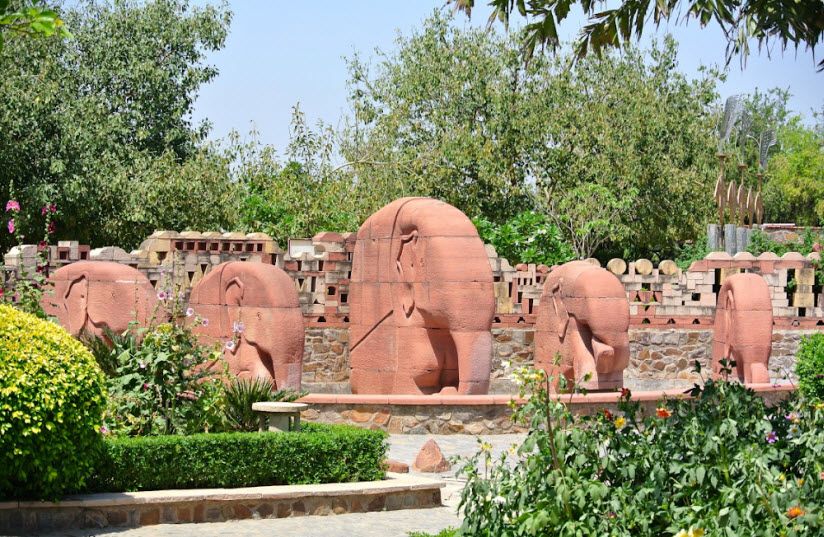 Garden of Five Senses