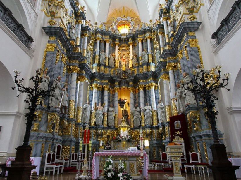 фото внутри храма