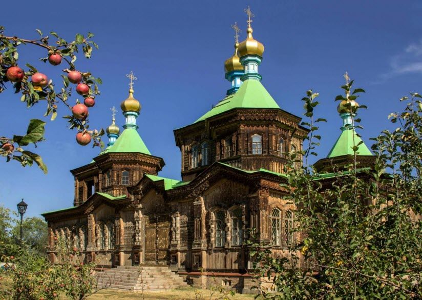 Русский православный Свято-Троицкий собор