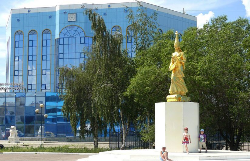 Скульптура Евразия