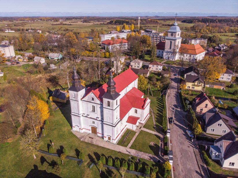Костёл Святых апостолов Петра и Павла (Варняй)