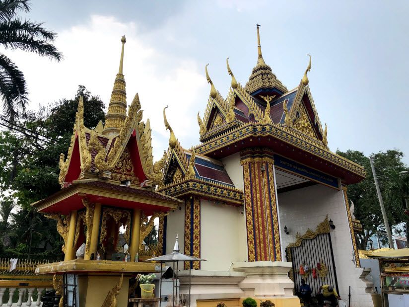 Thai Buddhist Chetawan Temple