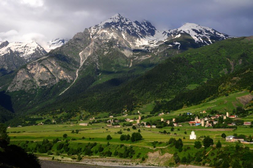 Гора Тетнульди
