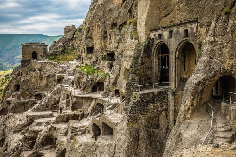 Пещерный город Вардзиа
