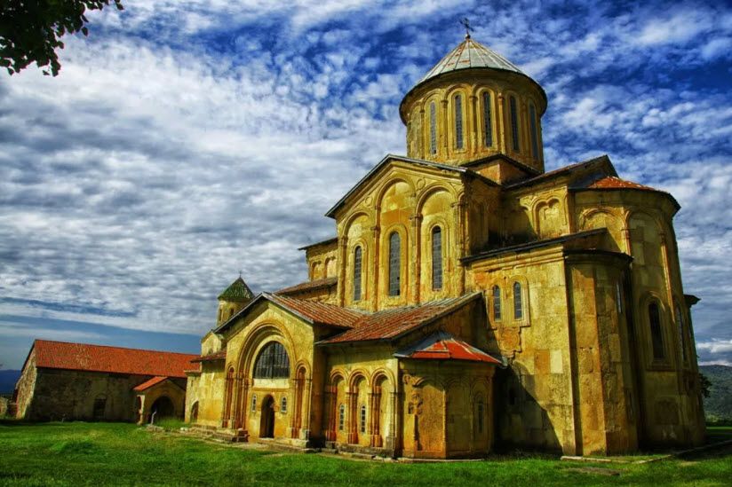 Гелатский монастырь
