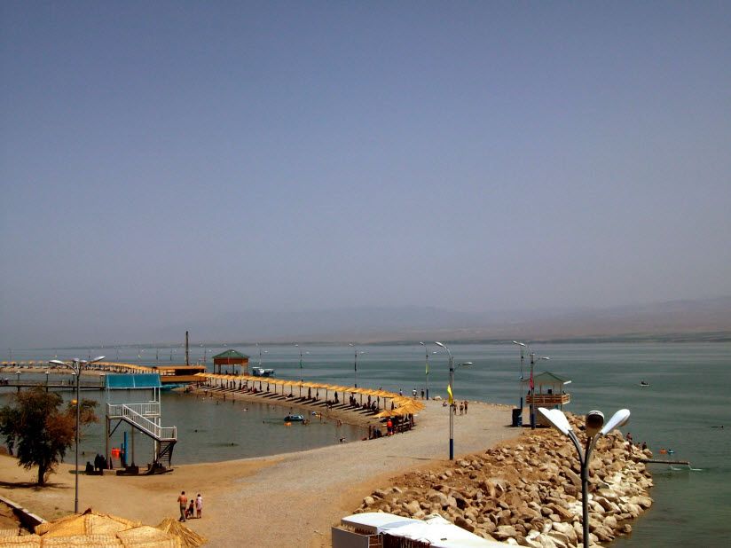 Кайраккумское водохранилище