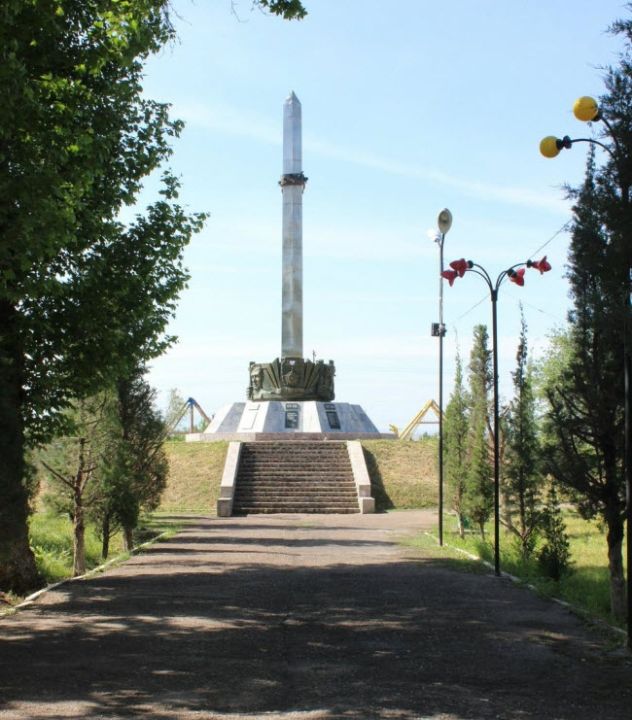 Монумент воинам-афганцам города в Парке Победы