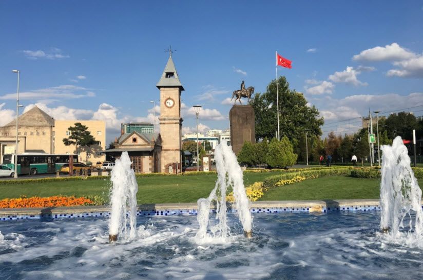 Cumhuriyet Meydanı