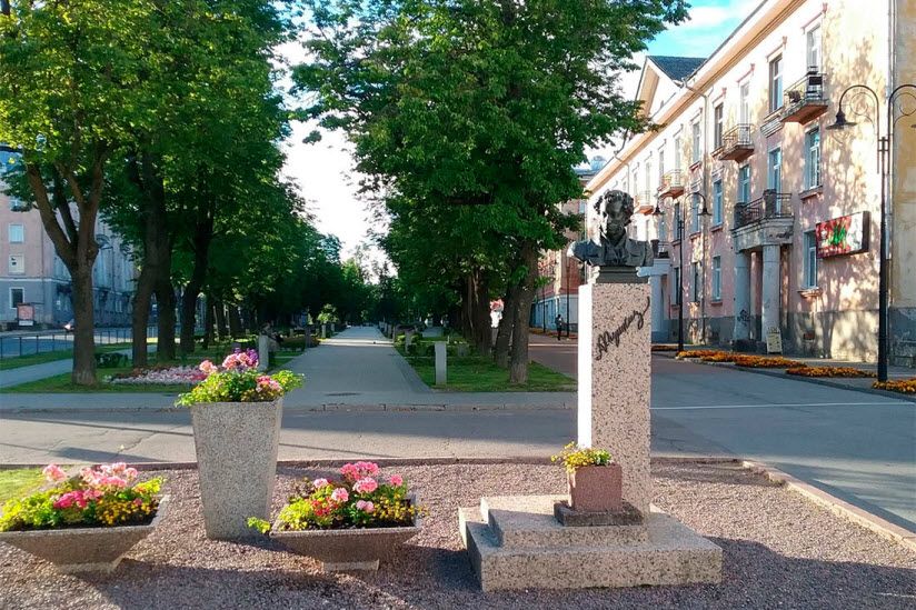 Пушкинский сквер