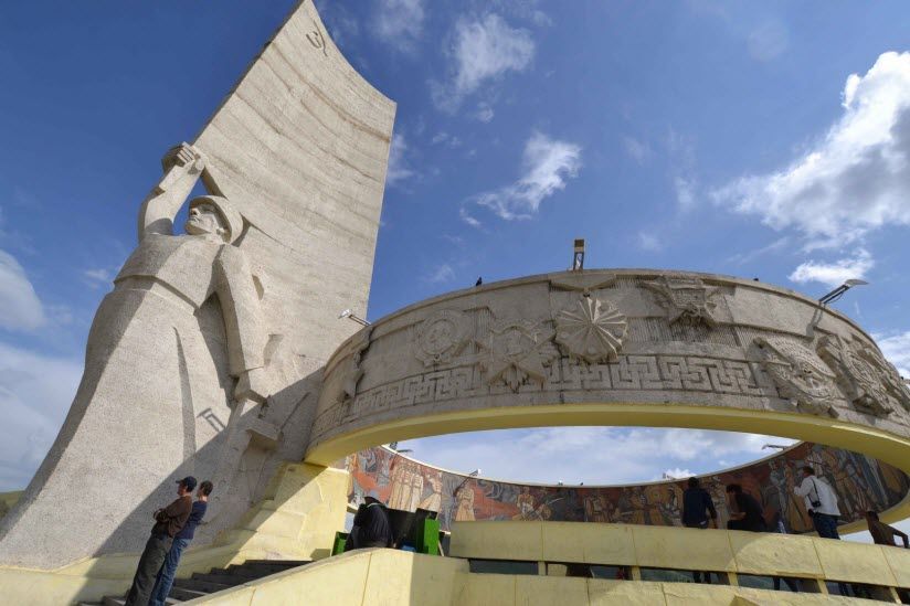 Мемориальный комплекс Зайсан