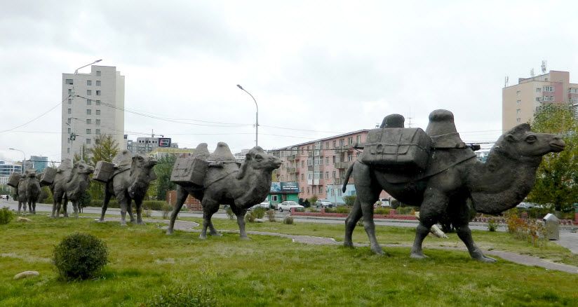 Скульптурная группа Караван верблюдов