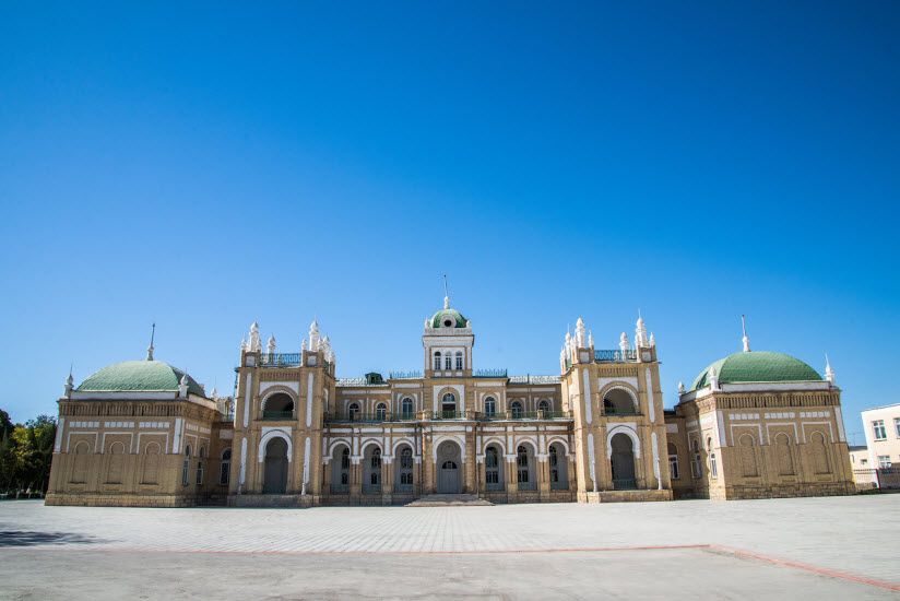 Дворец эмира Бухарского в Кагане