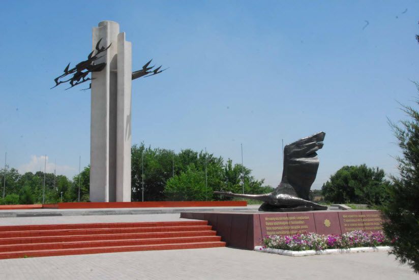 Монумент Журавли (Чирчик)