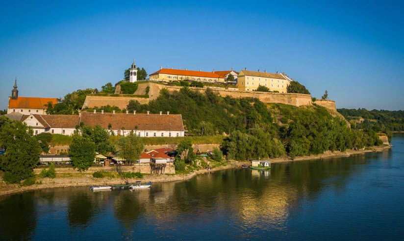 Петроварадинская крепость
