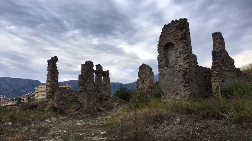 Древний город Наула