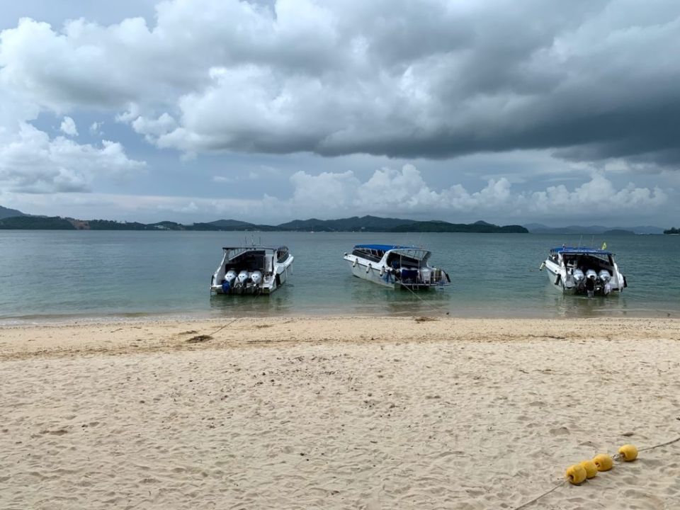 Naka Noi Island
